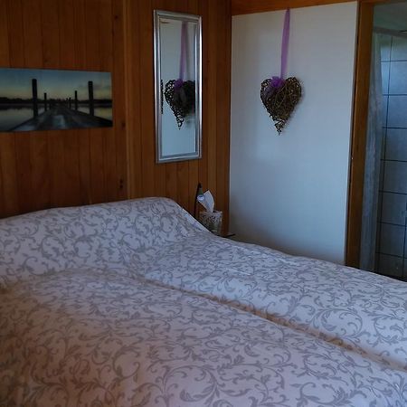 S'Husli Bed and Breakfast Embrach Εξωτερικό φωτογραφία
