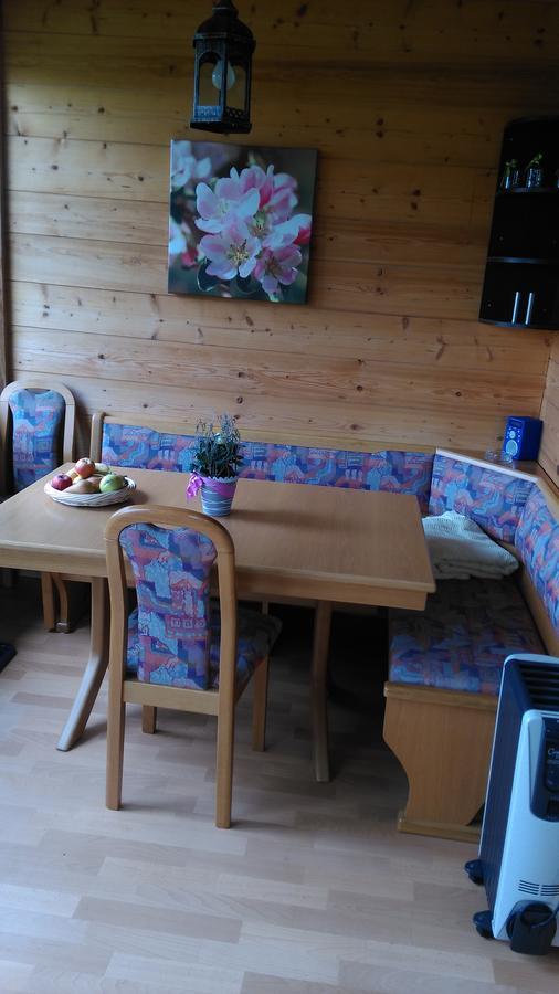 S'Husli Bed and Breakfast Embrach Εξωτερικό φωτογραφία