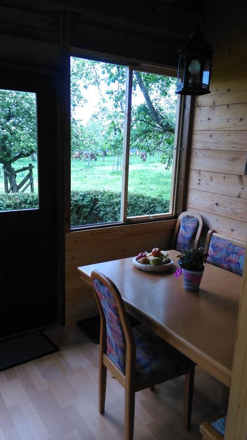 S'Husli Bed and Breakfast Embrach Εξωτερικό φωτογραφία